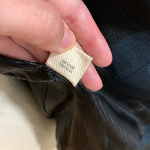 Elizabeth & James Navy/black Buffalo Plaid 3/4 sleeve crop blazer, Size 6 - Picture 8 of 10